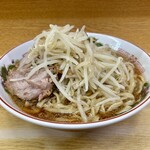 ラーメン二郎 - 料理写真:「小（豚2枚）」（1,100円）、「アブラ」