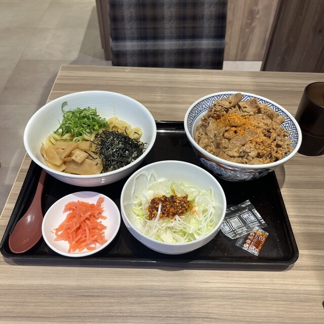 吉野家 19号線多治見店 - 多治見/牛丼 | 食べログ