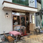 ピッツェリア・アッソ・ダ・ヤマグチ - 店の外観　※人気店なので、店内は満席、空席待ち