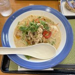 リンガーハット - 料理写真:豚しゃぶ冷やしちゃんぽん 980円