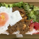 黒毛和牛の仕立て屋 - 黒毛和牛deタコライス　1,100円