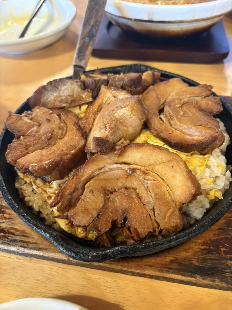 有 四川 亭