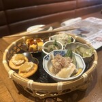 鶏と魚と炭火焼き 燈 - 