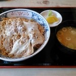 Takenoan - カツ丼 820円
