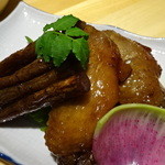 いしもん 対屋 - 手羽先とゴボウの甲州煮