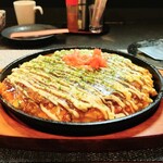 和びさ日 - 関西風 お好み焼き (税込)750円 ※正面から (2026.07.21)