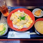 コロッケ倶楽部 アサノパティオ - 料理写真:親子丼定食
