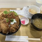 北三陸にしやま食堂 - だらめぐ唐揚げ丼