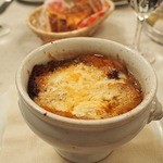 ル・クロ・モンマルトル - オニオングラタンスープ