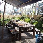 A TABLE ! - テラス席