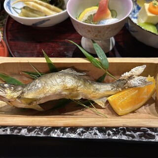 割烹旅館 おぼない_1