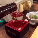 やまちゃん - なみなみに注いでくれますよ！