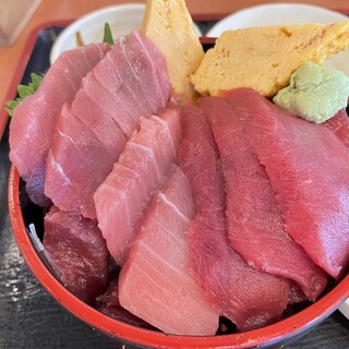 まぐろ食堂 七兵衛丸_1