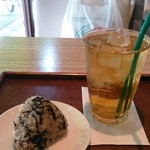 八十八茶房 - しそひじきとアイスほうじ茶