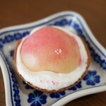 LAWSON - ごろっと1/2個分！桃のタルト
