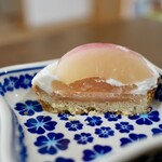 LAWSON - ごろっと1/2個分！桃のタルト