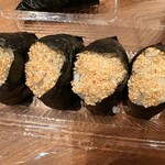 おいしい米とおにぎりの店 小島米店 - 料理写真:しゃけにぎり×4個