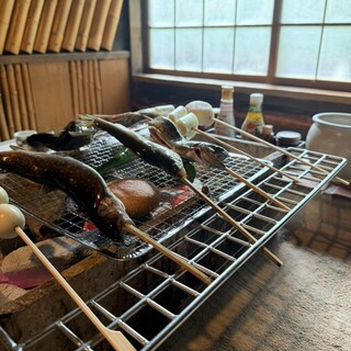 口コミ一覧 : ごん助 （ごんすけ） - 高尾山口/ろばた焼き [食べログ]