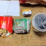 マクドナルド - 料理写真:タルタルデミ肉厚ビーフセット+チーズカレーソース (UberEats利用)