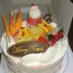 冨重製菓 - 去年のChristmasケーキ、生クリーム絶品です