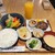 みのる食堂 - 料理写真:ごちそう定食。ごはんは無料で大盛にサイズアップ！
