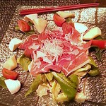 割烹　古川 - イタリア産生ハムサラダ1200円