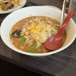 中華料理 楽園 - 味噌ラーメン