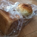 パネ・ポルチーニ - 食パンと塩フォカッチャ８１０円と２０６円