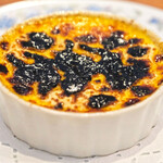 ラヴェンダーのクレームブリュレ 500円