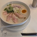 鶏白湯そば 松もと - 料理写真: