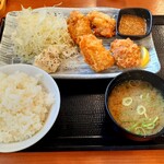 からやま - 料理写真:角皿になっていました