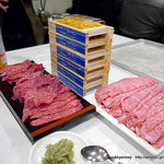 焼肉&ステーキ 格之進R - サーロインの握り　うに牛肉巻き