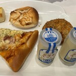 ペンギンベーカリー - 料理写真:パンいろいろ