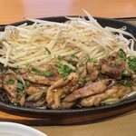 やよい軒 - 料理写真:期間限定 鶏セセリとモモ肉の柚子胡椒炒め