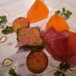 代官山ASO チェレステ - フォアグラのテリーヌ パルマ産生ハムと完熟マンゴー山桜の蜂蜜風味