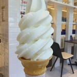 ロイズ - 料理写真:ソフトクリーム