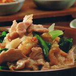 タイのあんかけ太麺(クッティオランナー)