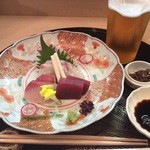 Sushi Iwa - 鯛、ハマチ、マグロ刺身
