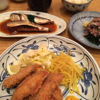 新宿割烹 中嶋 - 煮魚、フライ定食800円にに刺身600円プラス