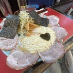 壱発ラーメン - 料理写真: