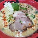 なんつッ亭 - カニのクリーミー豚骨らーめん950円