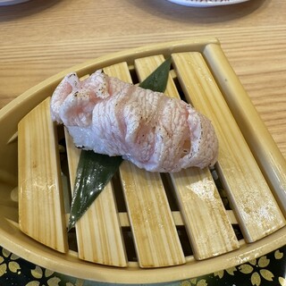 漁港回転寿司 鮨かば_1