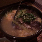 明月苑 - コムタンクッパ 900円