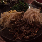 明月苑 - ナムル 500円