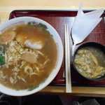 Suzukiya - ラーメン５２０円