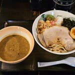 煮干結社 - 【限定】鰻と煮干のつけソバ　1400円