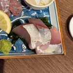 魚屋の立呑み かたふり - 
