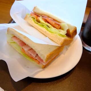 カフェ・ド・クリエ_1