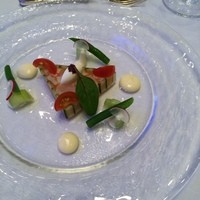 帝国ホテル 大阪 - 魚介類と長芋のプレッセトリュフが香るムースリーヌソース。