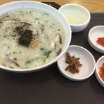 본비빔밥 - 『キノコと牡蠣のお粥』様（8000W）※880円くらい